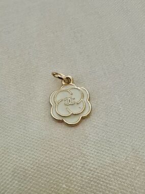 CHANEL White Enamel Camellia Pendant - Gold